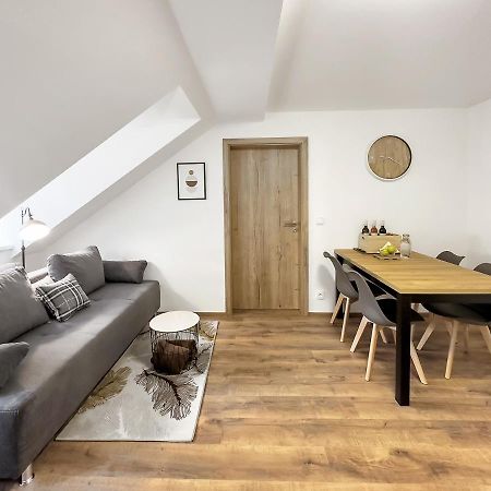 Apartment Katrin 2 Карловы Вары Экстерьер фото