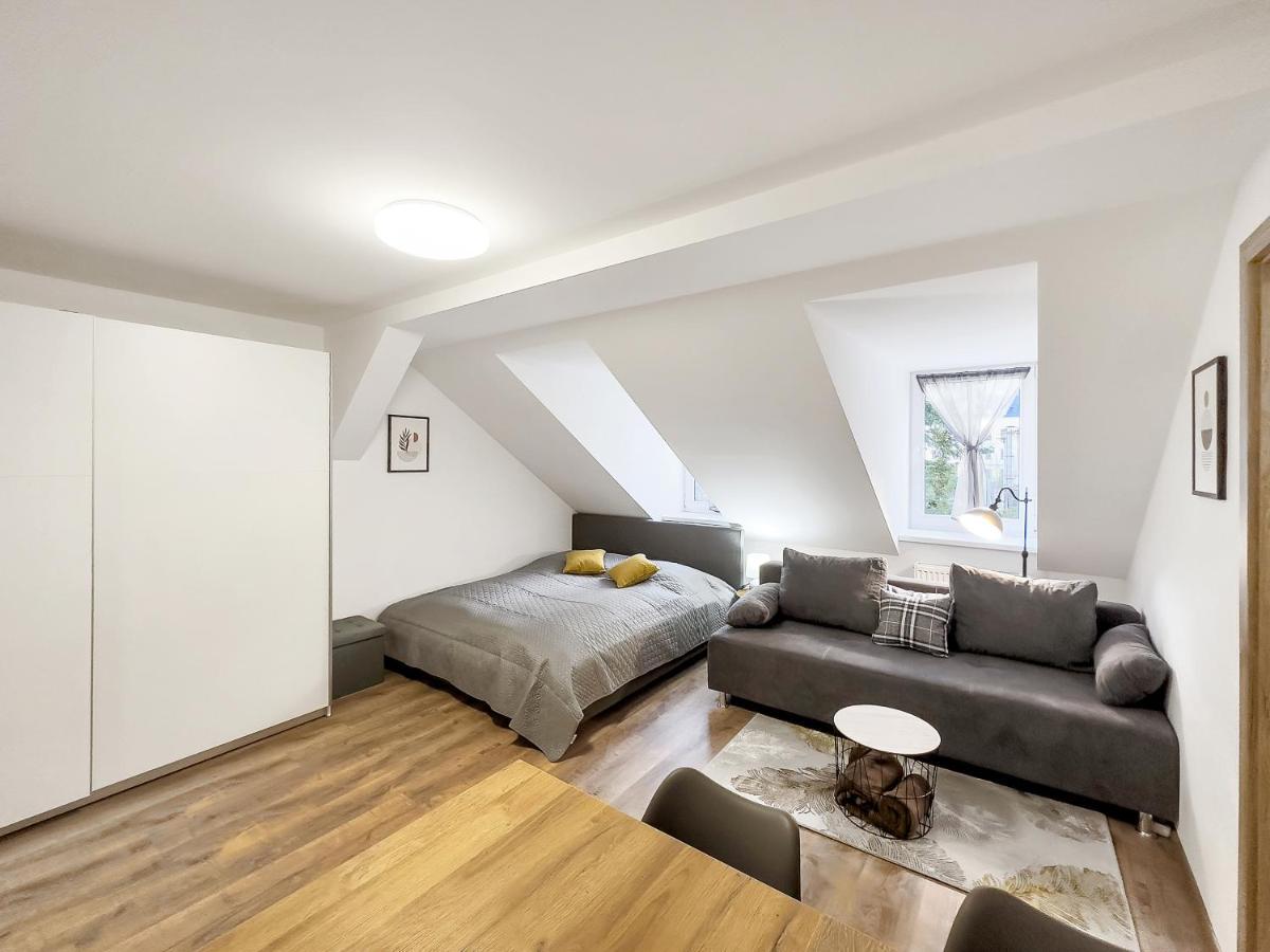 Apartment Katrin 2 Карловы Вары Экстерьер фото