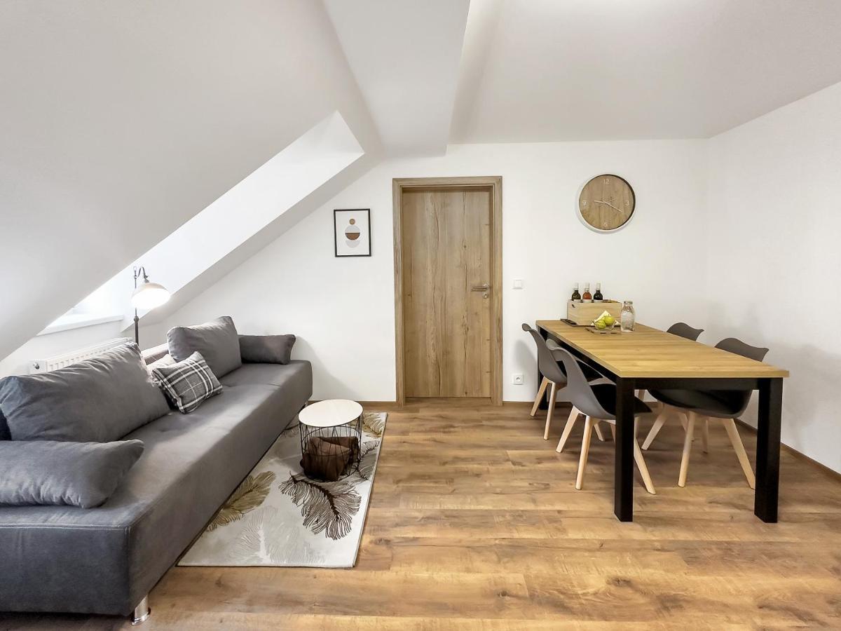Apartment Katrin 2 Карловы Вары Экстерьер фото